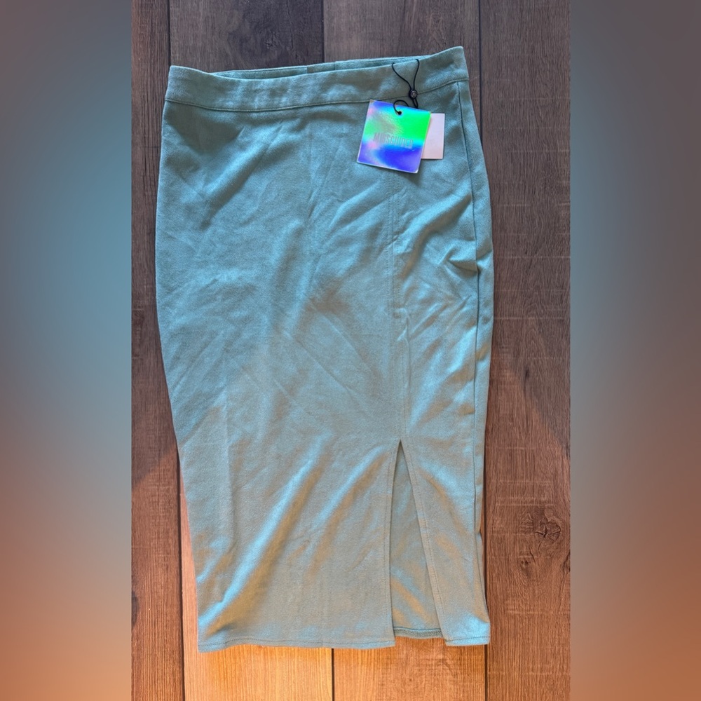 Missguided MIDI Skirt